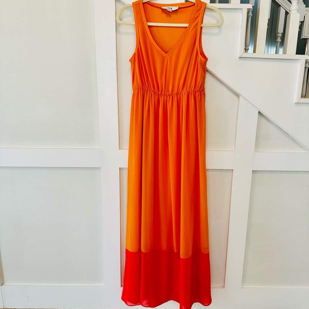 XXI Orange V-neck Maxi Dress size SP